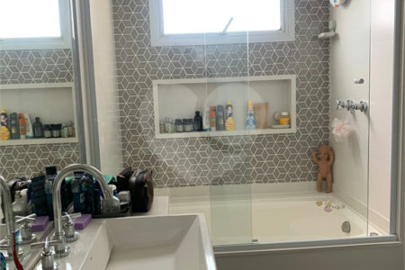 Apartamento à venda com 3 suítes em Lapa, São Paulo, SP