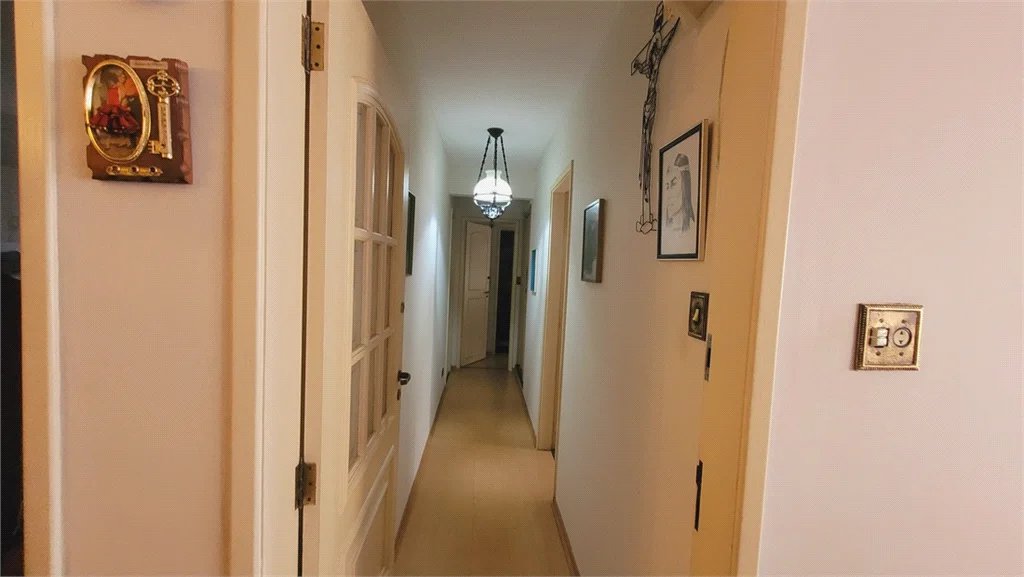 Apartamento à venda com 2 quartos, sendo 1 suíte, em Pinheiros, São Paulo, SP