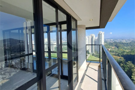 Apartamento à venda com 3 suítes, em Alphagran Alphaville, Barueri, SP
