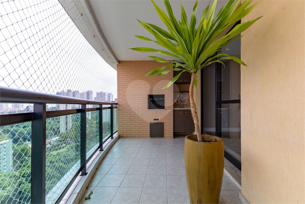 Apartamento à venda com 4 quartos, sendo 3 suítes, em Vila Suzana, São Paulo, SP