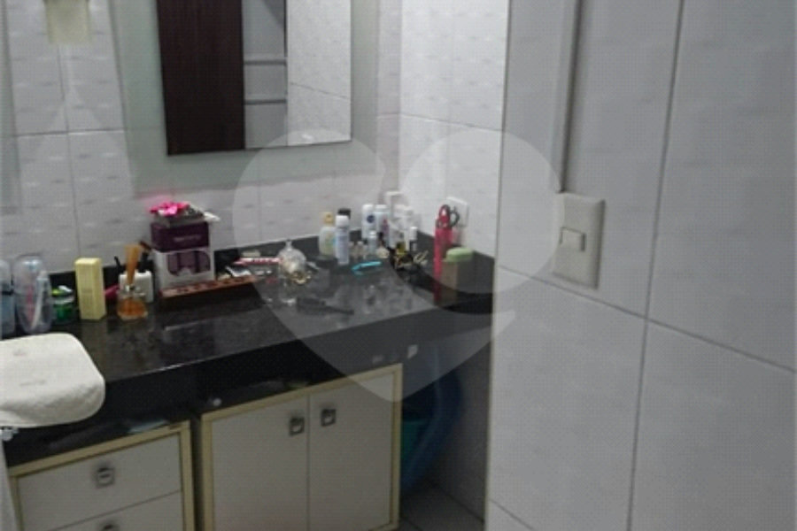 Sobrado à venda com 5 quartos, sendo 2 suítes, em Tremembé, São Paulo, SP