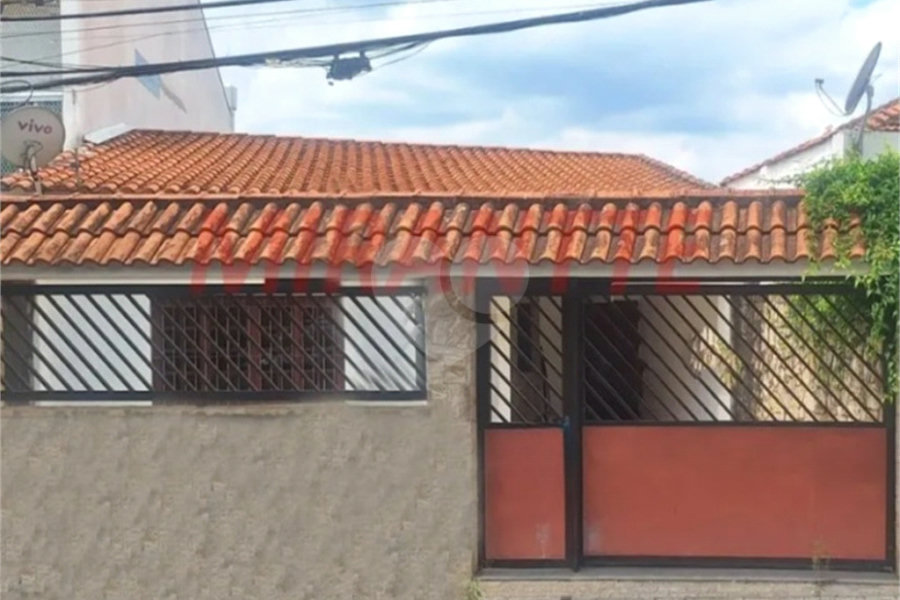 Casa à venda com 4 quartos, sendo 1 suíte,  em Santana, São Paulo, SP