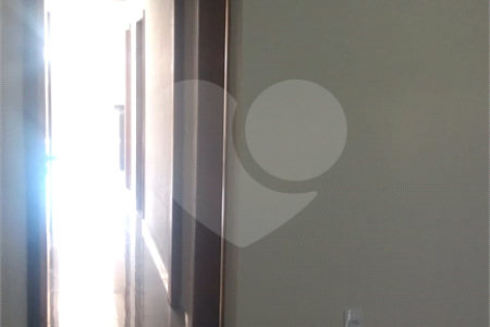 Casa Térrea à venda com 3 quartos, sendo 1 suíte,  no Centro, Bom Jesus dos Perdões, SP