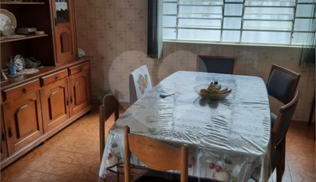 Casa à venda com 4 quartos, sendo 1 suíte,  em Jardim Trussardi, São Paulo, SP
