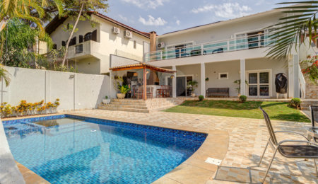 Casa à venda com 5 quartos, sendo 3 suítes,  em Chácara Monte Alegre, São Paulo, SP