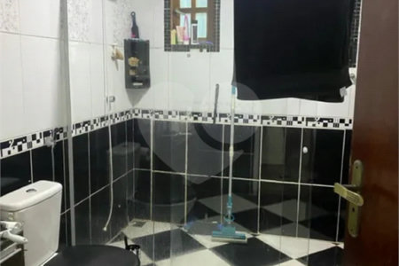 Casa à venda com 4 quartos em Campo Grande, Rio de Janeiro, RJ