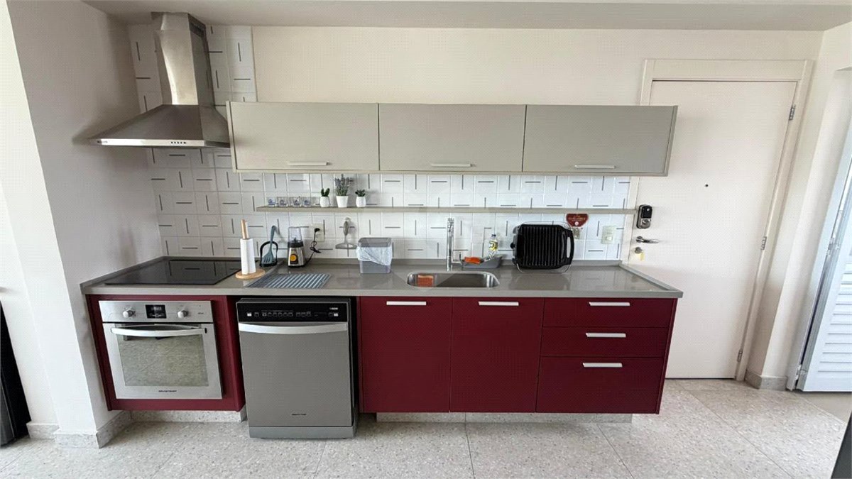 Apartamento à venda com 3 suítes em Vila Olímpia, São Paulo, SP