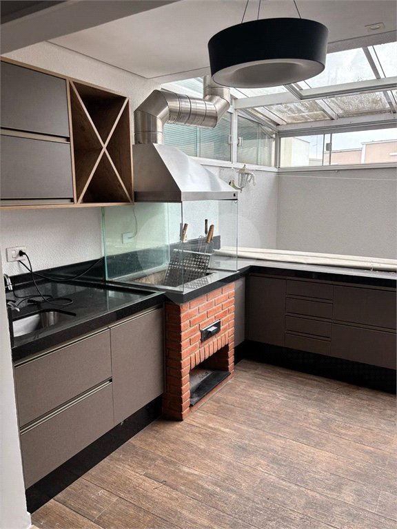 Casa à venda com 3 quartos, sendo 1 suíte, no condomínio Recanto das Araucárias, Suzano - SP