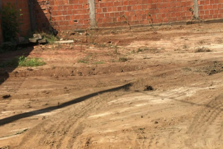 Casa à venda com 2 quartos em Vila Haro, Três Lagoas, MS