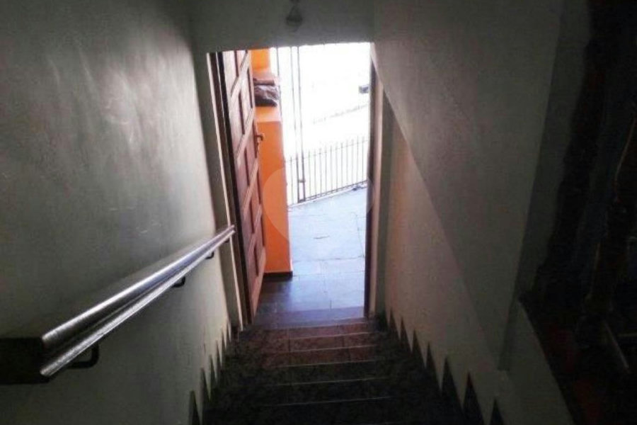 Sobrado à venda com 3 quartos em Jardim Peri, São Paulo, SP