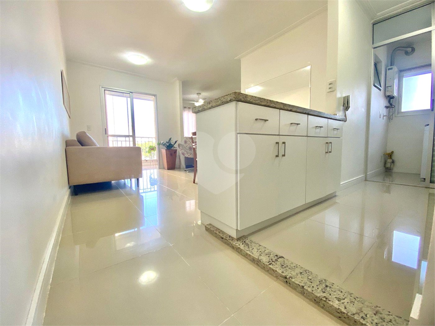 Apartamento à venda com 2 quartos, sendo 1 suíte,  em Água Branca, São Paulo, SP