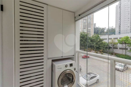 Apartamento à venda com 2 quartos, sendo 1 suíte,  em Vila Andrade, São Paulo, SP