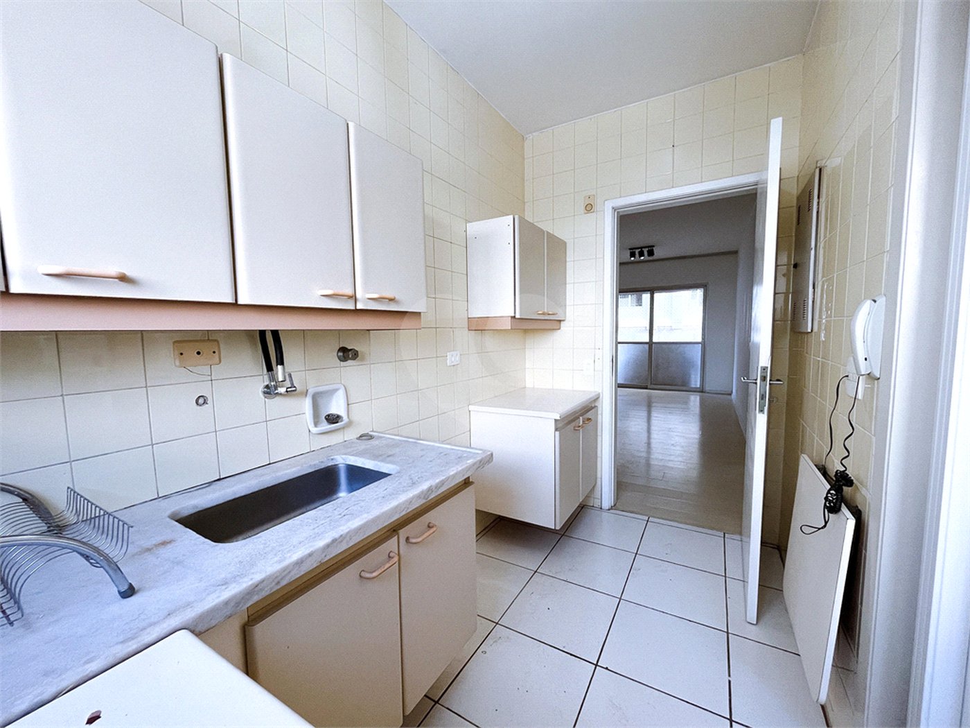 Apartamento à venda com 2 quartos, sendo 1 suíte,  em Consolação, São Paulo, SP