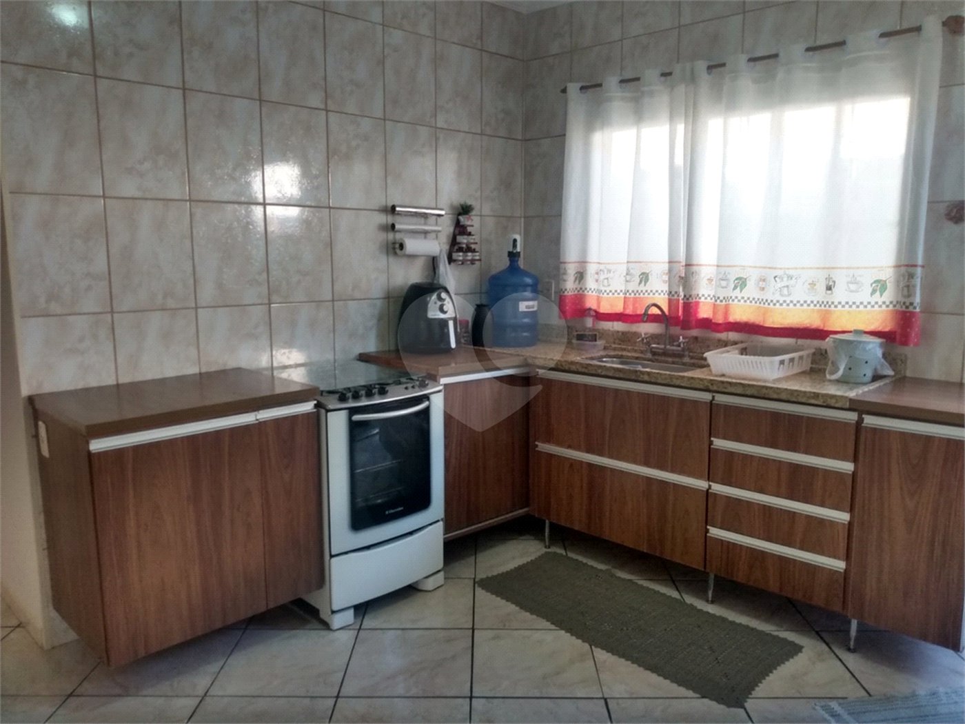 Casa à venda com 2 quartos em Vila Aurora, Itapetininga, SP