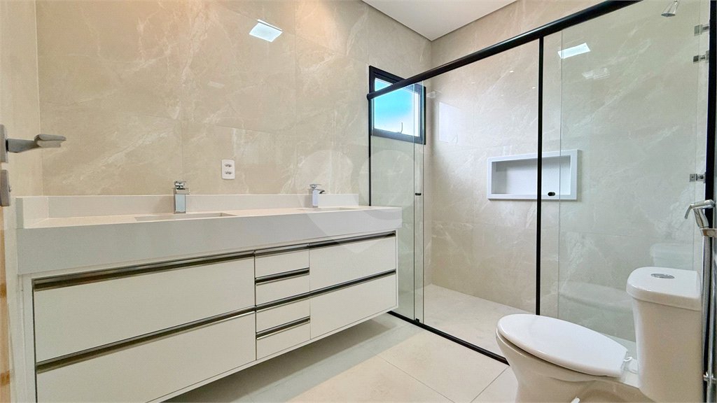 Casa à venda com 3 quartos, sendo 1 suíte,  no condomínio Jardim Piemonte, Indaiatuba - SP
