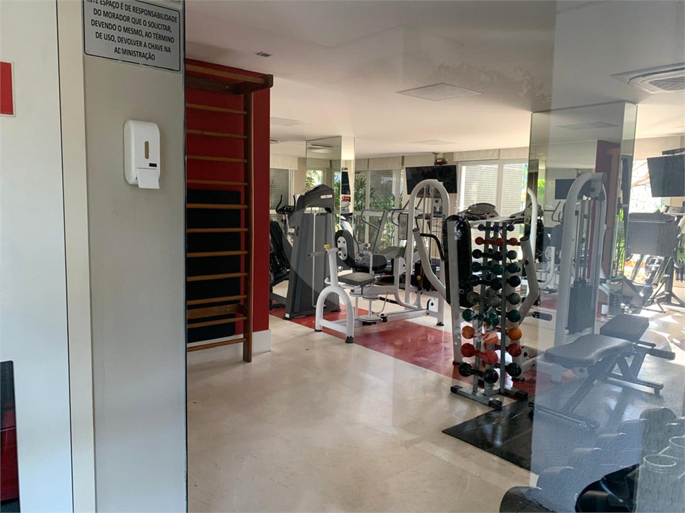 Apartamento à venda com 3 quartos, sendo 1 suíte, em Vila Anastácio, São Paulo, SP