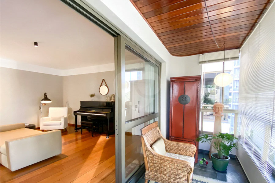 Apartamento à venda com 3 suítes em Morumbi, São Paulo, SP