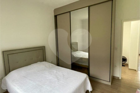 Casa à venda com 4 suítes no condomínio Jardim das Palmeiras, Bragança Paulista - SP