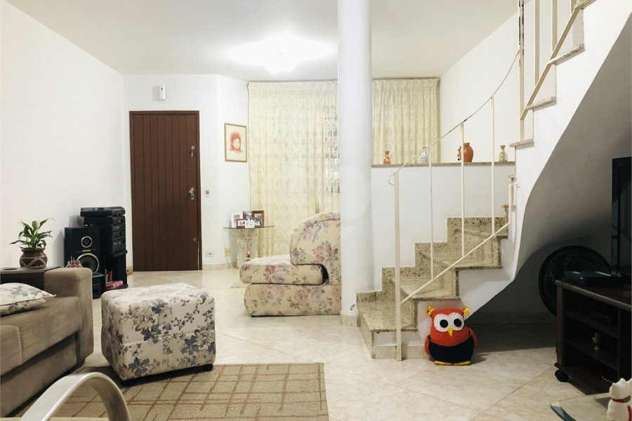 Sobrado à venda com 3 quartos em Tremembé, São Paulo, SP