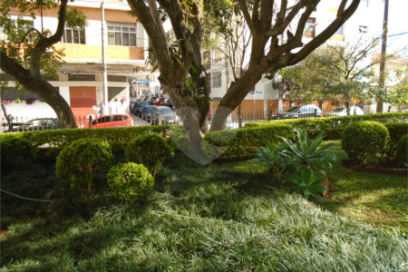 Apartamento à venda com 3 quartos, sendo 1 suíte,  em Brooklin, São Paulo, SP