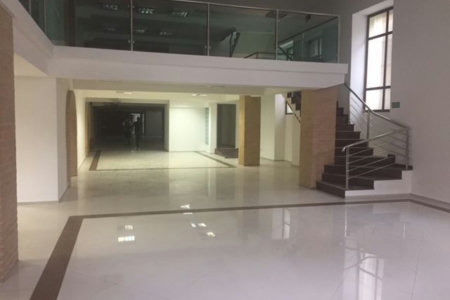 Prédio Comercial de Grande Porte no Centro Histórico de Santos para Venda Ou Aluguel