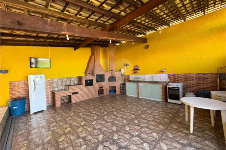 Chácara à venda com 3 quartos, sendo 1 suíte, em Pavão (canguera), São Roque, SP