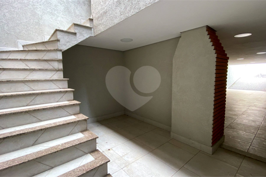 Sobrado à venda com 4 quartos, sendo 2 suítes, em Vila Pereira Barreto, São Paulo, SP