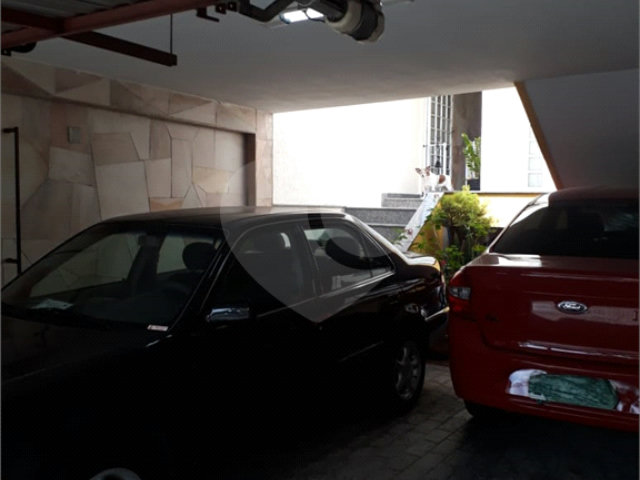 Sobrado à venda com 3 quartos, sendo 1 suíte,  em Jardim Santa Mena, Guarulhos, SP