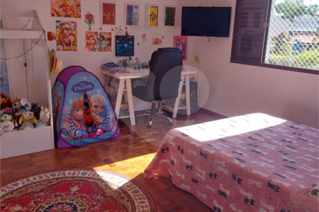 Casa à venda com 3 quartos em Anhangabaú, Jundiaí, SP