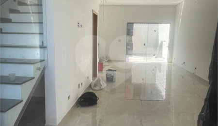 Casa à venda com 3 quartos, sendo 1 suíte,  em Jardim São Pedro, Mogi das Cruzes, SP