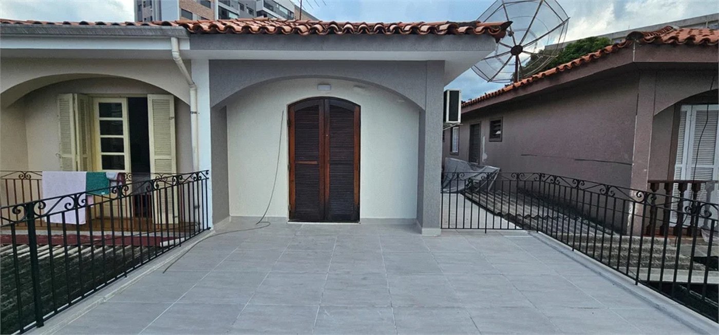 Sobrado à venda com 3 quartos, sendo 2 suítes, em Ferreira, São Paulo, SP