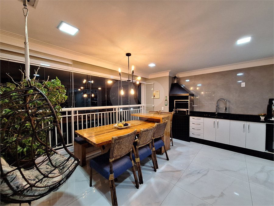 Apartamento à venda com 2 suítes em Vila Leonor, São Paulo, SP