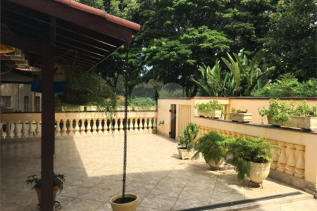 Casa à venda com 4 quartos, sendo 2 suítes,  em Vila Suzana, São Paulo, SP