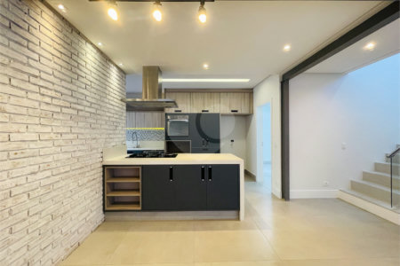Casa à venda com 3 suítes em Independência, São Bernardo do Campo, SP