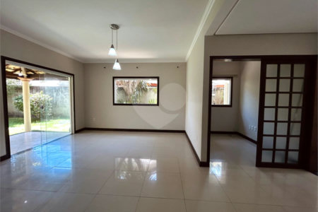 Casa à venda com 1 quarto, sendo 3 suítes,  em Outerio da Glória, Porto Seguro, BA