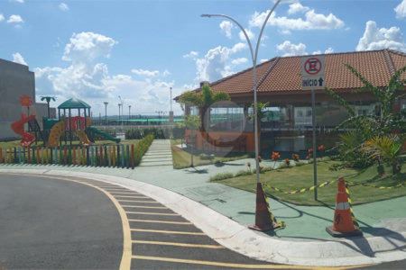 Terreno à venda no condomínio Jardim Residencial Dona Maria José, Indaiatuba - SP