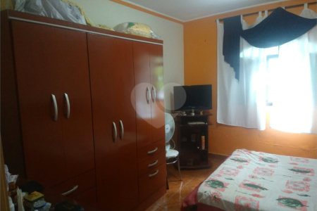 Casa Térrea à venda com 4 quartos em Jundiapeba, Mogi das Cruzes, SP