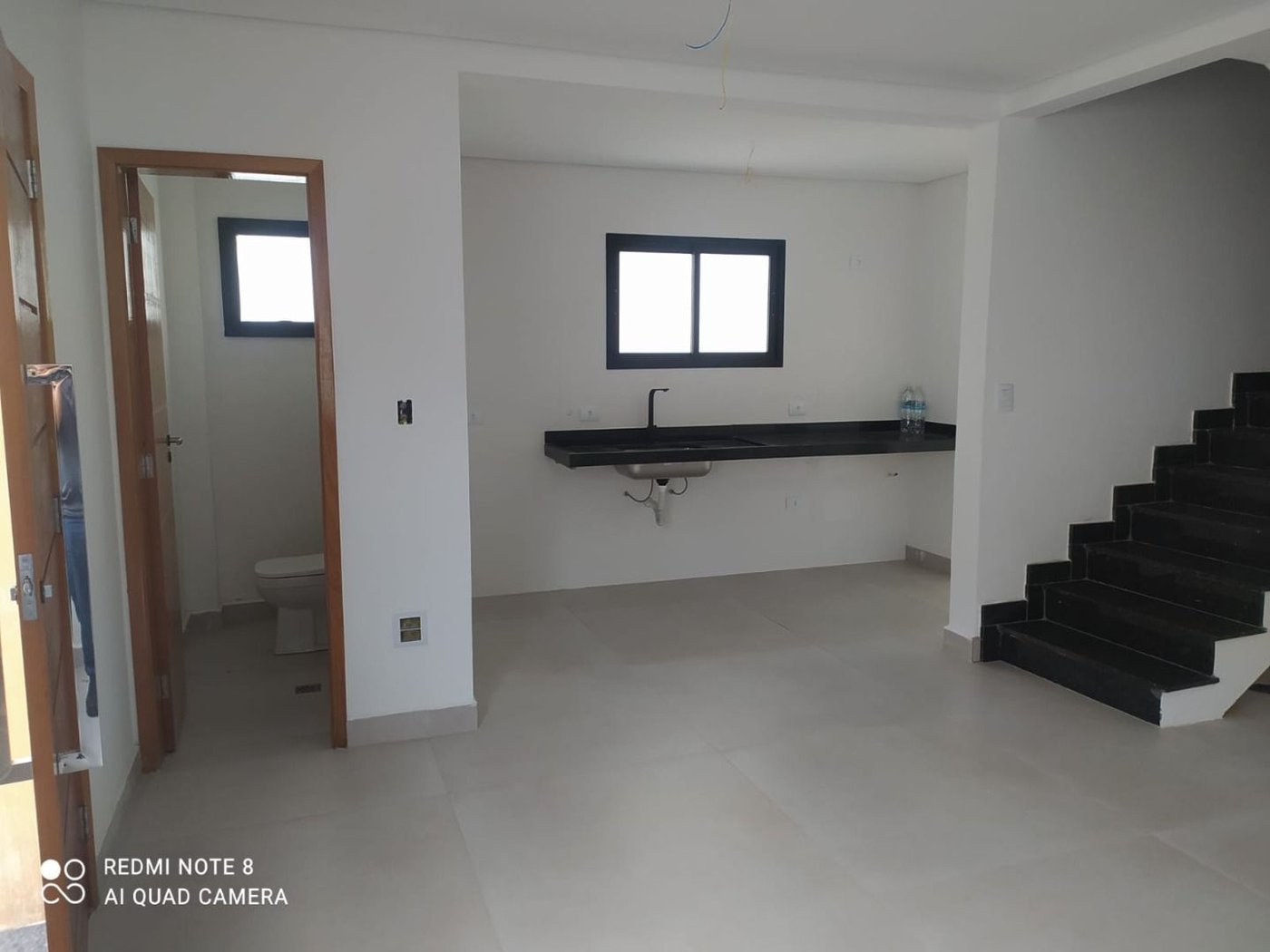 Sobrado com 3 dormitórios à venda, 107 m² por R$ 825.000,00 - Estuário - Santos/SP