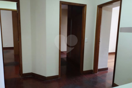Apartamento para alugar com 3 suítes em Campo Belo, São Paulo, SP
