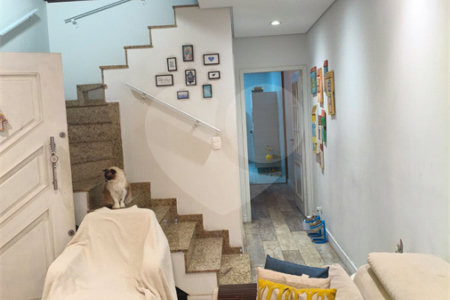 Sobrado à venda com 3 quartos, sendo 1 suíte, em Vila Libanesa, São Paulo, SP