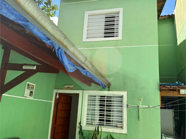 Sobrado à venda com 3 suítes em Vila Constança, São Paulo, SP