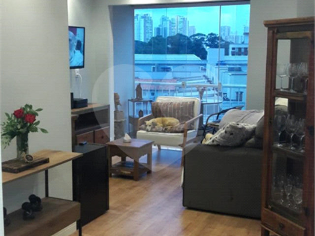 Apartamento à venda com 3 quartos, sendo 1 suíte,  em Santana, São Paulo, SP