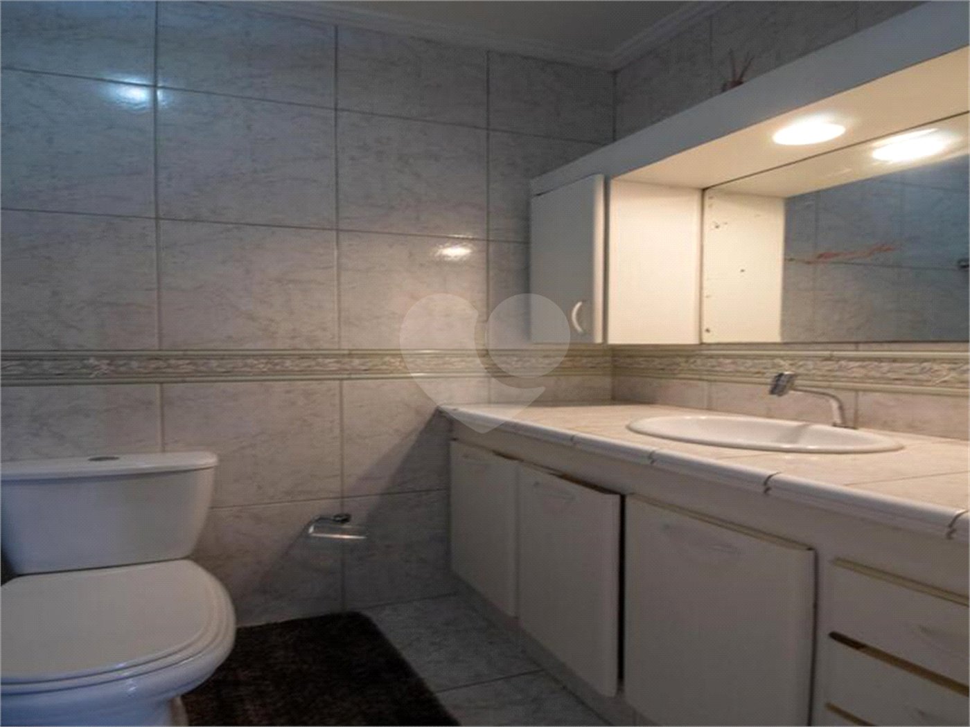 Casa à venda com 3 quartos, sendo 1 suíte, em Jardim Ester, São Paulo, SP