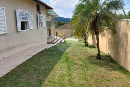 Casa à venda com 4 quartos em Caixa D´água, Vinhedo, SP