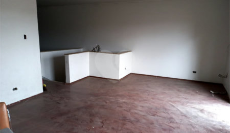 Sobrado à venda com 3 quartos, sendo 1 suíte,  em Vila Lageado, São Paulo, SP