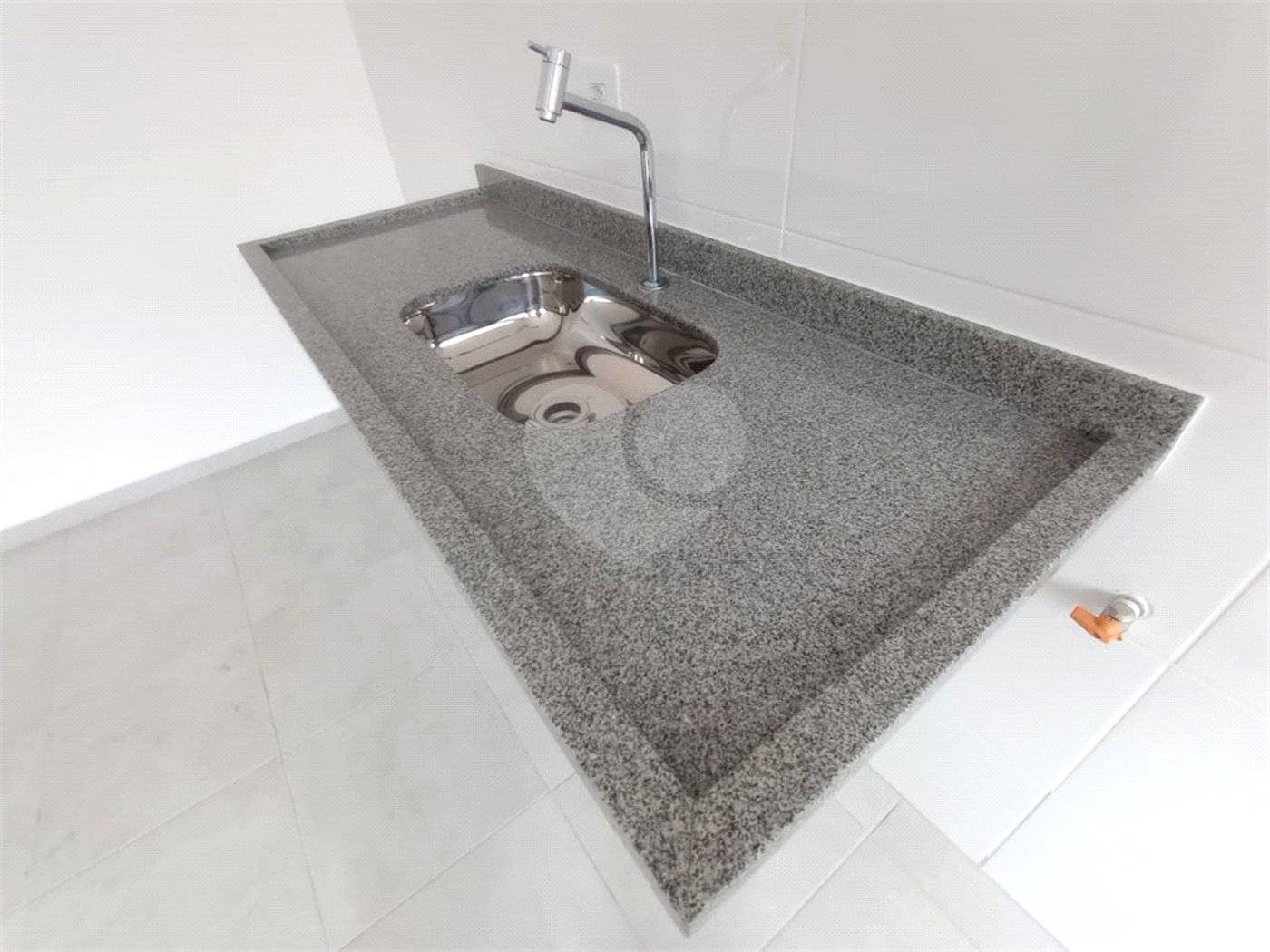 Apartamento à venda ou para alugar com 1 quarto em Vila Ema, São Paulo, SP
