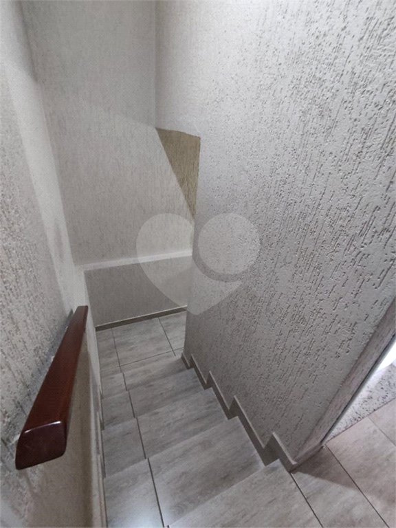 Sobrado à venda com 3 quartos, sendo 1 suíte, em Jardim Alvinópolis, Atibaia, SP