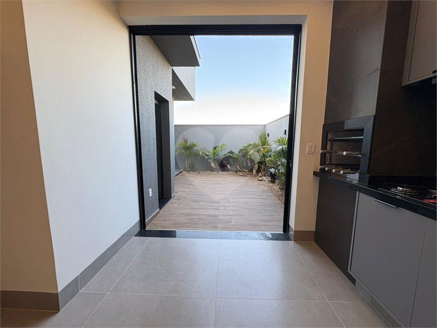 Casa à venda com 3 suítes em Residencial Tivoli, Araraquara, SP