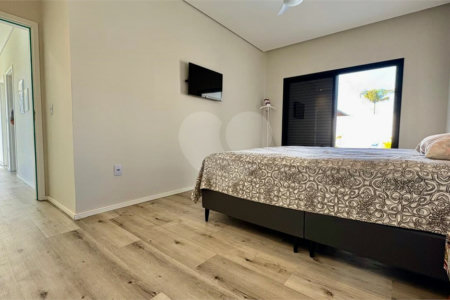Casa à venda com 3 suítes no condomínio Village Ipanema 2, Araçoiaba da Serra - SP