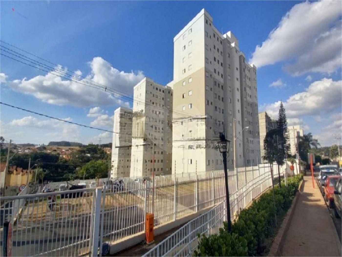 Apartamento para venda no Residencial Parque dos Manacás.